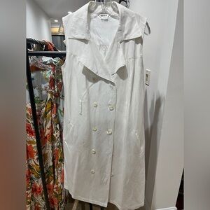 Appraisal White Sleeveless Trench Vest Dress
